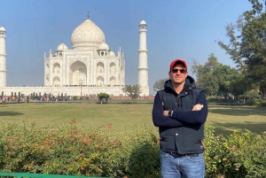 Da Delhi: escursione di un giorno al Taj Mahal con treno veloce e trasferimenti