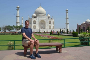 De Deli: Viagem de 1 dia ao Taj Mahal em comboio rápido com transferes