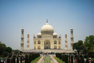 Au départ de Delhi : visite du Taj Mahal en groupe partagé