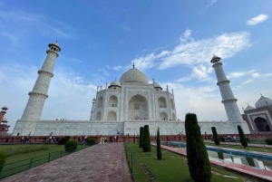 Från Delhi: Taj Mahal Sunrise Tour med frukost eller dryck