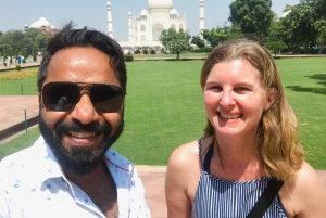 Depuis Delhi : lever de soleil sur le Taj Mahal, Fort d'Agra et Baby Taj en voiture