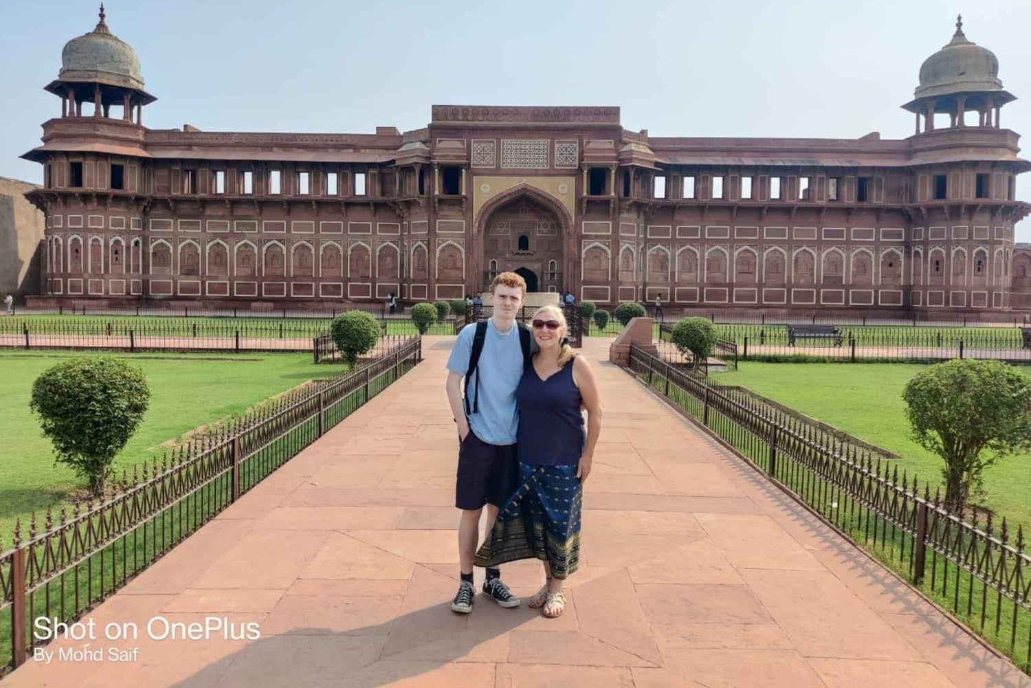 Desde Delhi: Excursión privada de un día al Taj Mahal al amanecer y al Fuerte de Agra
