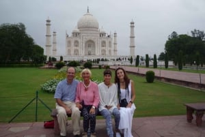 Fra Delhi: Taj Mahal Sunrise & Agra Fort privat tur
