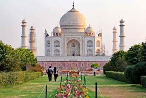 Au départ de Delhi : excursion privée d'une journée au lever du soleil sur le Taj Mahal et à Agra