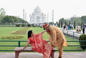 Au départ de Delhi : excursion privée d'une journée au lever du soleil sur le Taj Mahal et au fort d'Agra