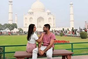 Au départ de Delhi : excursion privée d'une journée au lever du soleil sur le Taj Mahal et au fort d'Agra