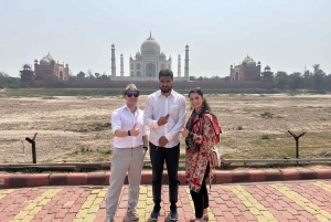 Fra Delhi: Taj Mahal soloppgang og Agra Fort Privat tur