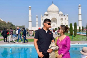 Au départ de Delhi : Taj Mahal Sunrise et visite guidée du fort d'Agra