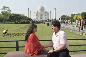 Ab Delhi: Taj Mahal Sunrise Tour mit Elefantenschutz