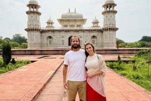 Ab Delhi: Taj Mahal Sunrise Tour mit Elefantenschutz