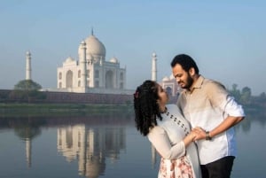 From Delhi: Taj Mahal with Photographer & Elephant SOS Tour