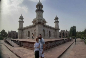 Van Delhi naar Agra & Taj Mahal rondreis met privé auto