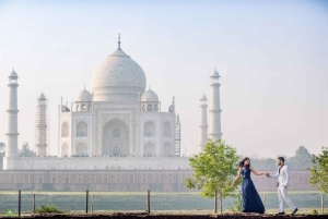 Från Delhi: Vrindavan, Mathura, Agra och Taj Mahal dagsutflykt