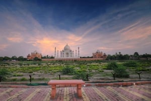 Desde Delhi: excursión privada de un día al Taj Mahal y Agra con traslado incluido.