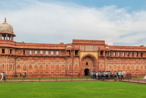 Fra Mumbai: Taj Mahal & Agra Fort Tour med fly samme dag