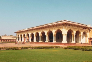 Vanuit Mumbai: Taj Mahal & Agra Fort Tour met vlucht dezelfde dag