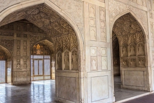 Fra Mumbai: Taj Mahal & Agra Fort Tour med fly samme dag