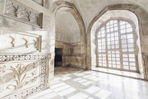 Au départ de New Delhi : 2 jours d'excursion au Taj Mahal au lever et au coucher du soleil