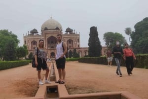 From New Delhi Airport : Guided Layover Old & New Delhi Tour