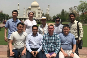 From New Delhi: Private Day Trip to Taj Mahal and Agra Fort