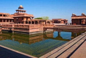Vanuit New Delhi: Taj Mahal Sunrise Tour met Fatehpur Sikri