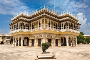 Heldagstur i Jaipur (Den rosa byen) med guide og bil