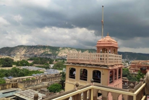 Heldagstur i Jaipur (Den rosa byen) med guide og bil