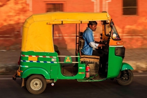旧デリーと新デリーの一日市内観光