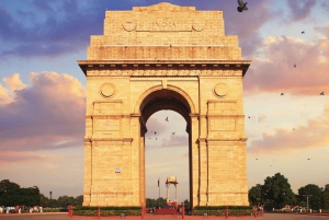 旧デリーと新デリーの一日市内観光