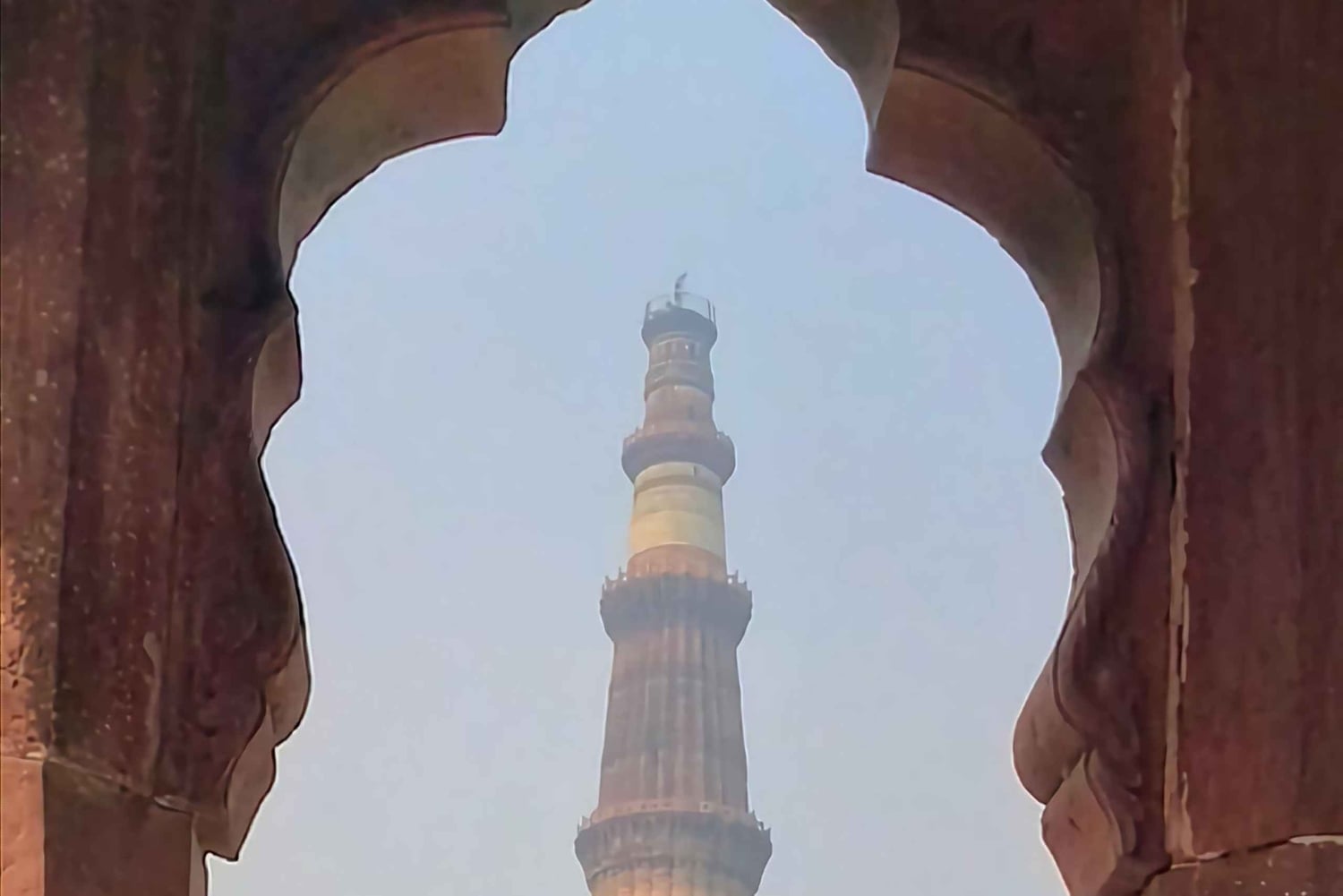 Tour de 1 día por Delhi con guía, entradas y almuerzo