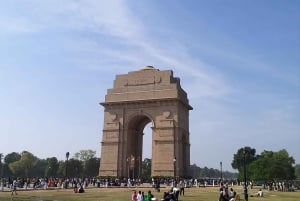 Tour de 1 día por Delhi con guía, entradas y almuerzo