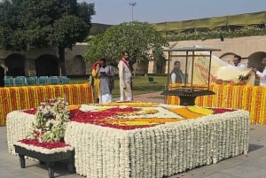 Tour de 1 día por Delhi con guía, entradas y almuerzo