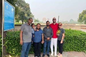 Nueva y Vieja Delhi: tour de 1 día con guía de habla alemana