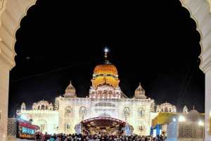 Gurudwara Bangla Sahib Guided Tour