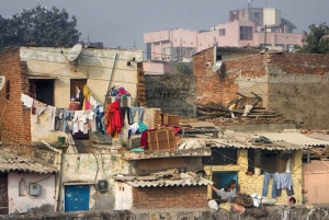 Excursão de meio dia a pé por favelas em Délhi