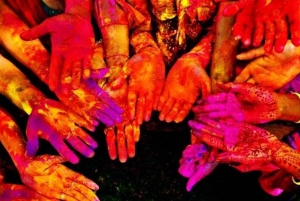 Holi Festlichkeiten & Delhi Sightseeing: Abenteuer am selben Tag