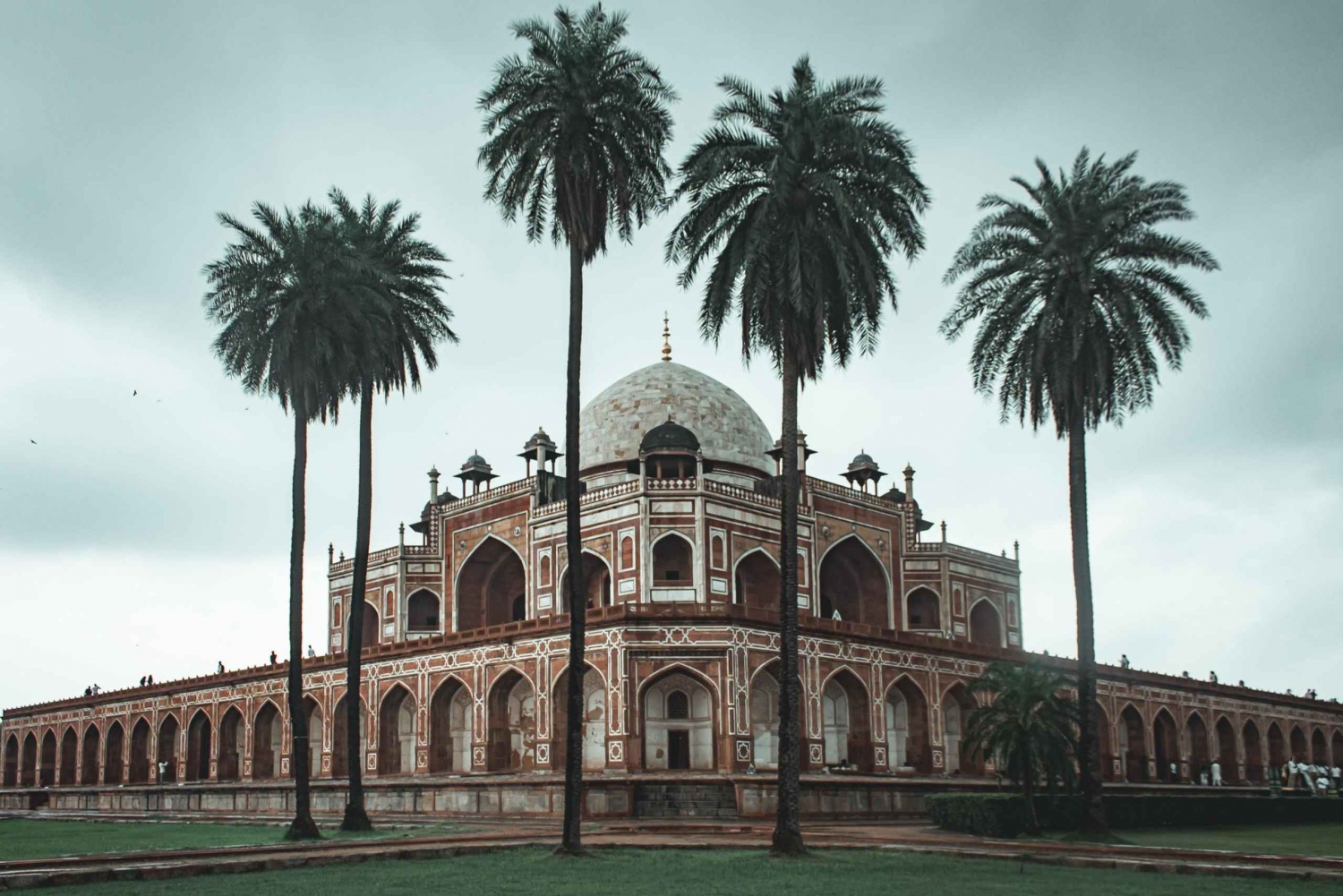 Tour privato della Tomba di Humayun con salta la fila