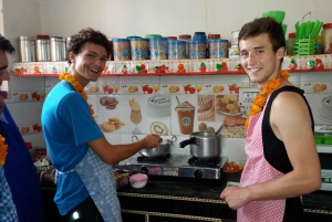 Corso di cucina indiana con mercato delle verdure