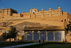 Jaipur: 3-Day Golden Triangle Tour to Agra & Delhi