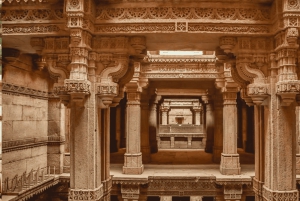 Jaipur Private City Tour with Guide, Car & Skip-the-Line