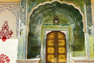 Jaipur Private City Tour with Guide, Car & Skip-the-Line