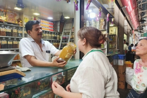 Tour del mercato di Mumbai