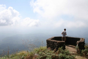 Safari en jeep et trekking dans les montagnes de Munnar