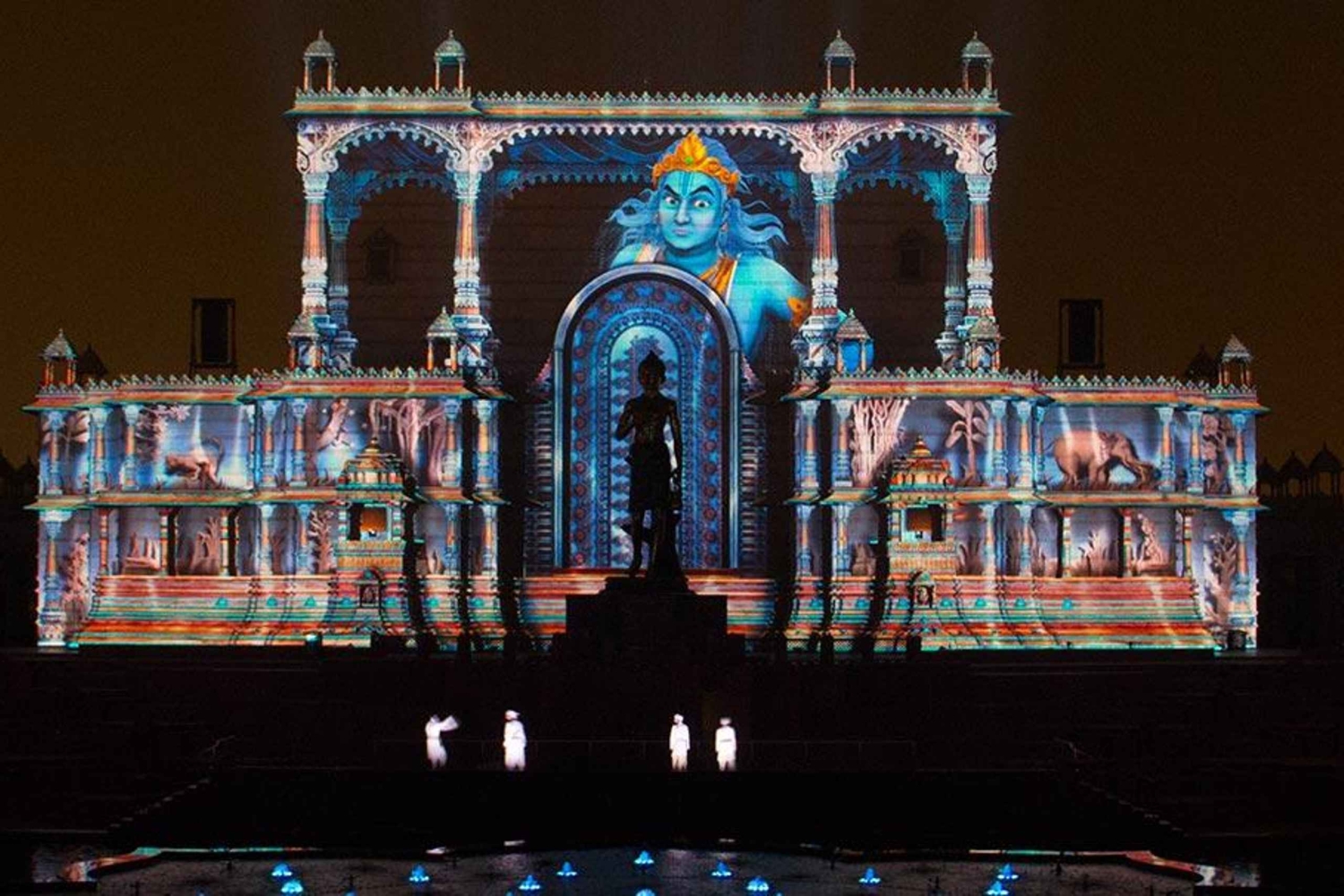 Neu-Delhi: Akshardham-Ausstellung, Licht- und Wassershow