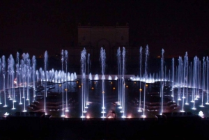 New Delhi: Akshardham Temple Tour with Water and Light Show