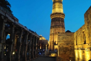 Nowe Delhi: Wycieczka z pokazem światła i dźwięku do Qutub Minar