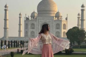 New Delhi: Taj Mahal, Agran linnoitus, Baby Taj ja Mehtabin puutarha.