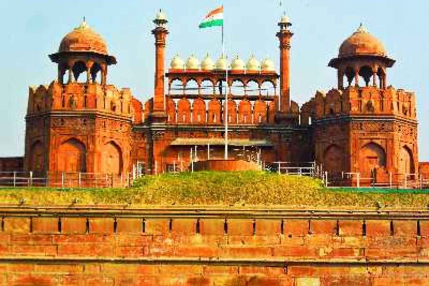 Timeless Delhi: New & Old Delhi City Tour with Guide