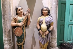 Delhi: Art Tour with Indian Classical Music & Dance