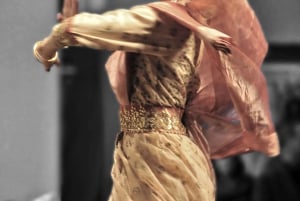 Delhi: Art Tour with Indian Classical Music & Dance